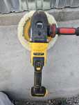 Polerka DeWALT DCM849
