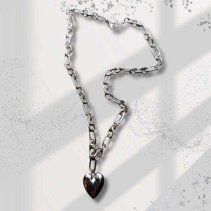 Стильная Серебристая Цепочка с Подвеской Кулоном в Форме Сердца