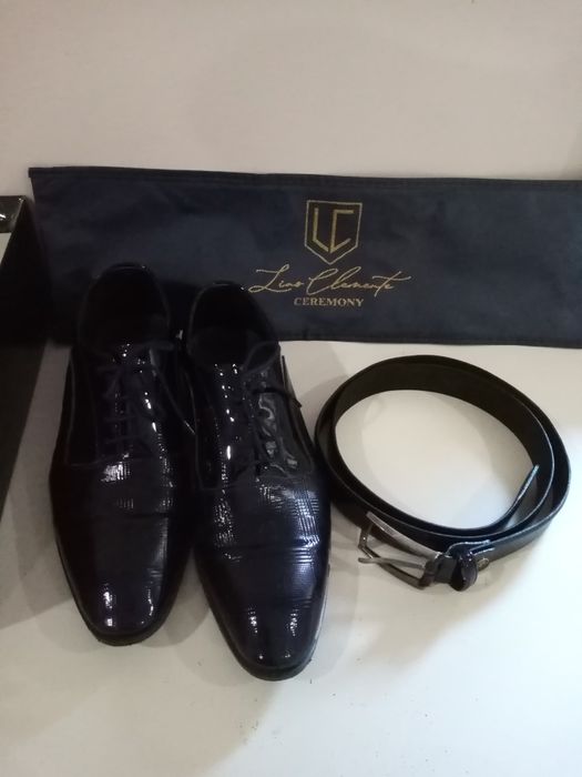 Sapatos mais cinto cerimonia