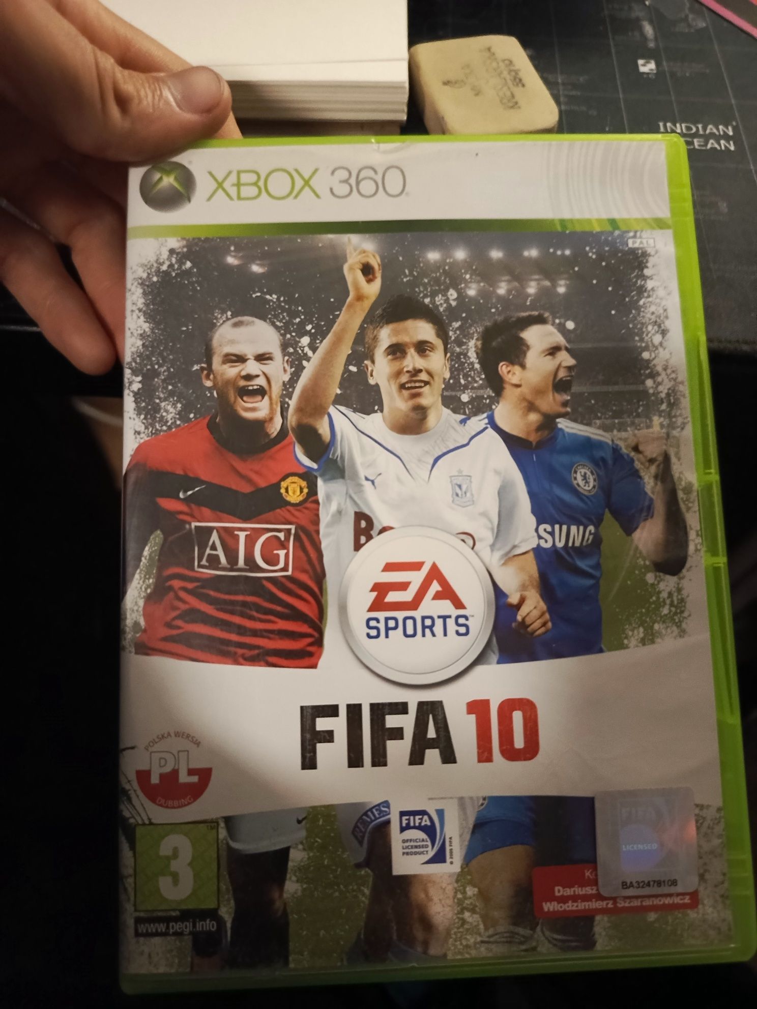 Sprzedam dwa puste pudełka FIFA 10 i 12