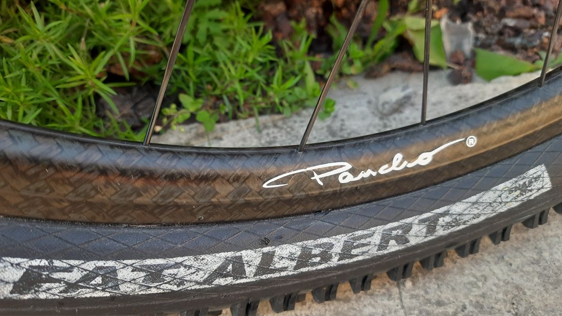 Велосипед двухподвес ровер  Specialized stumpjumper  Carbon 2 35