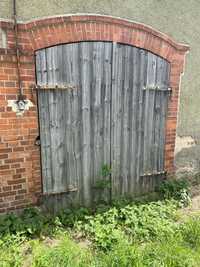 Stare drzwi do stodoły