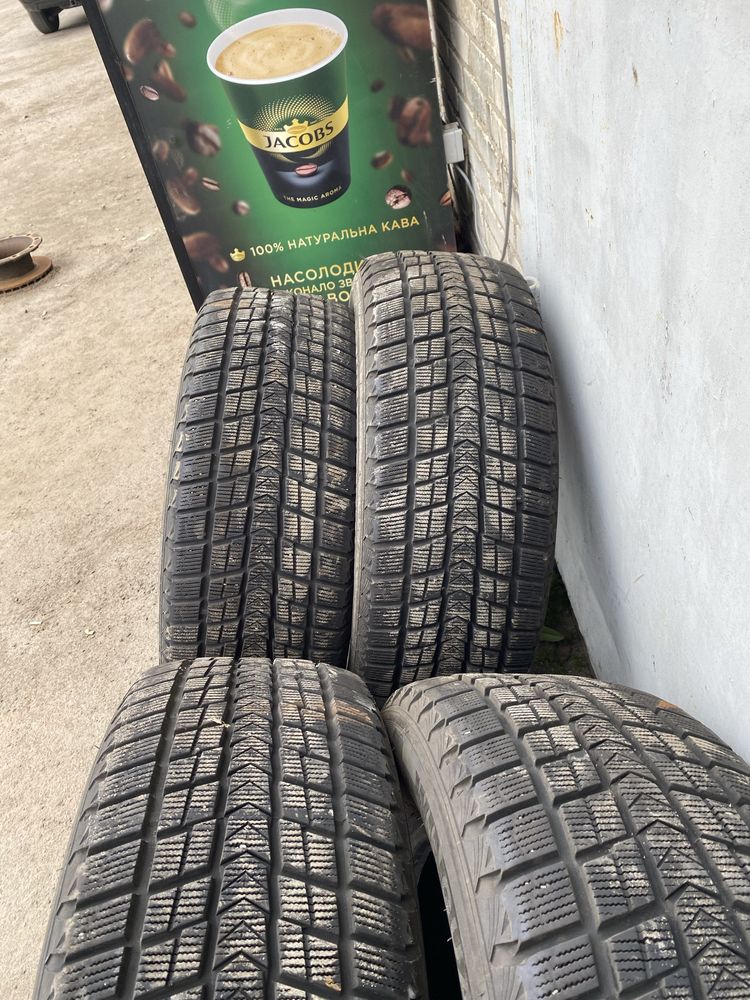 Продам резину шини 265/60r18