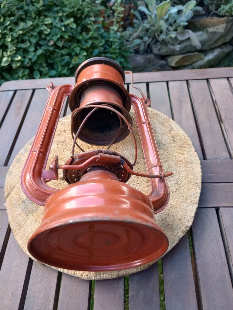 Stara lampa naftowa. JUPITER 1. Retro PRL