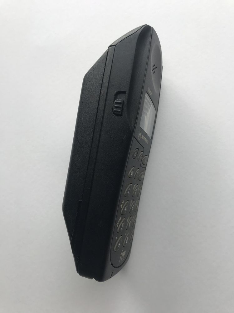 Telemóvel Motorola antigo (usado)