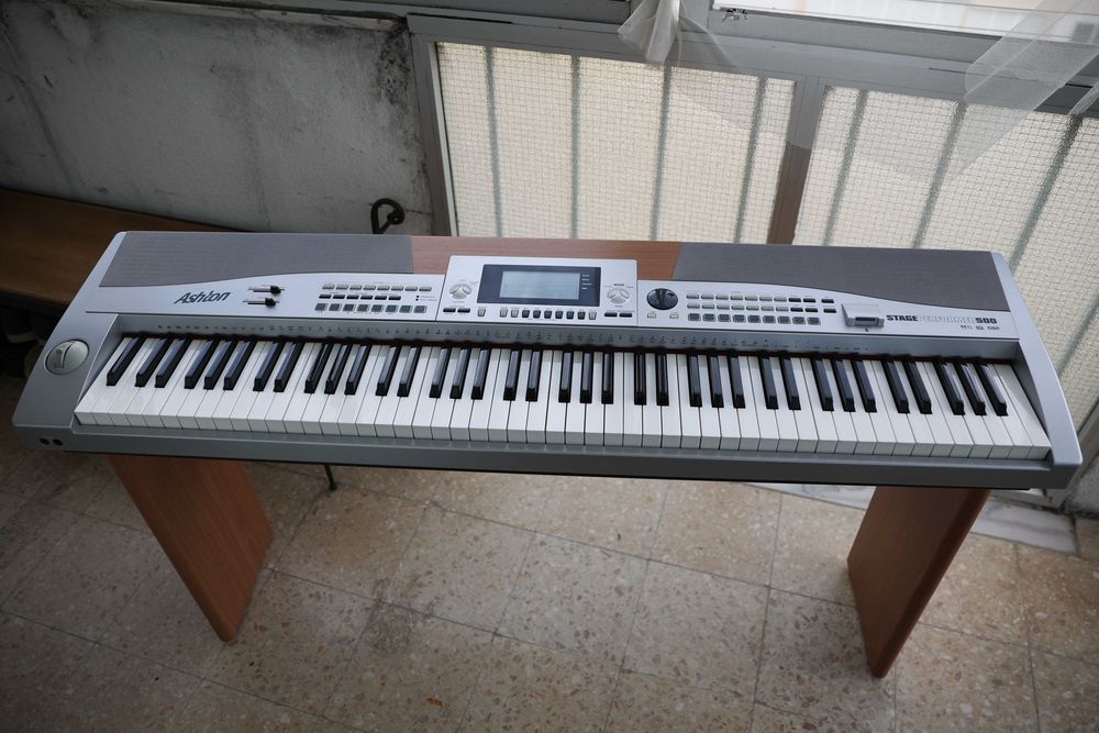 Piano / Teclado Ashton stageperformer 500