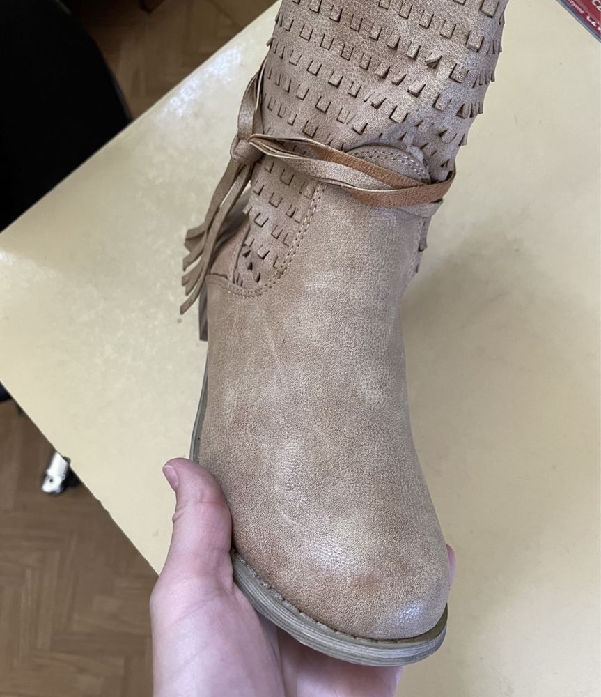 Kozaki / botki / kowbojki / 25cm