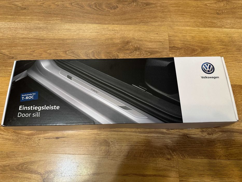 Oryginalne  listwy progowe z aluminium Volkswagen T-ROC- nowe !!