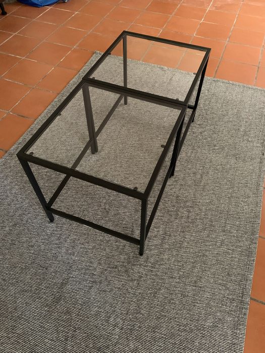 2 Mesas de vidro e metal Ikea