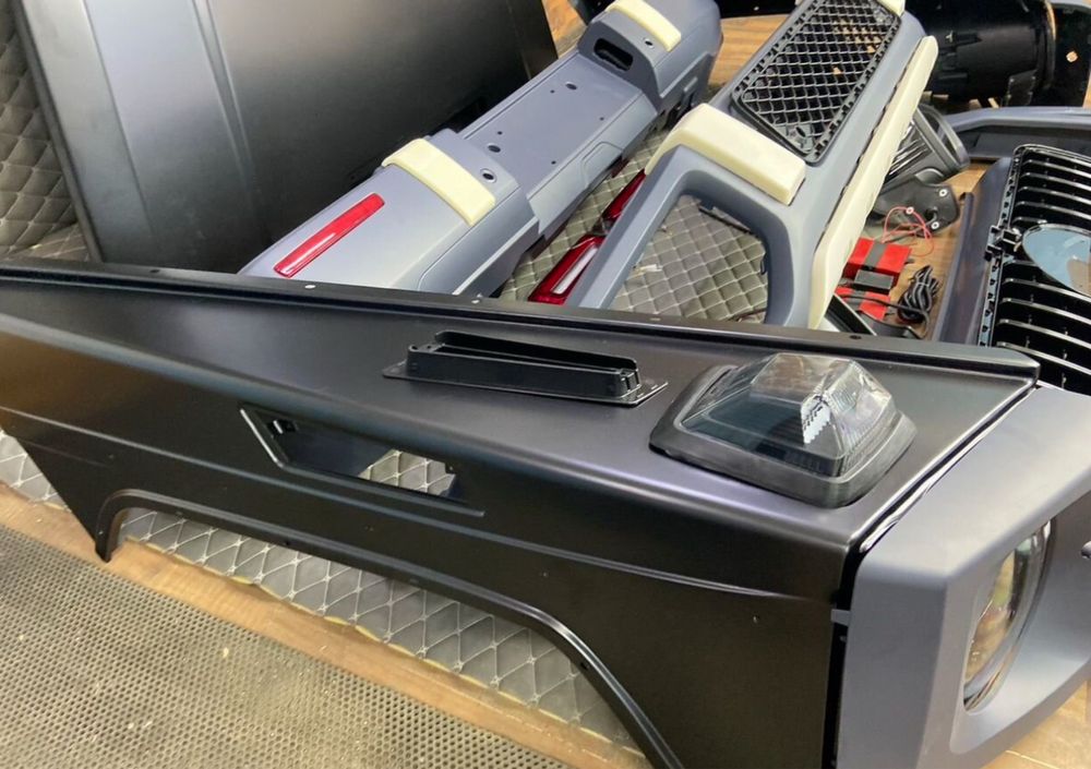 Рестайлинг Mercedes-Benz G-Class W463 В W463a  бампер передний решетка