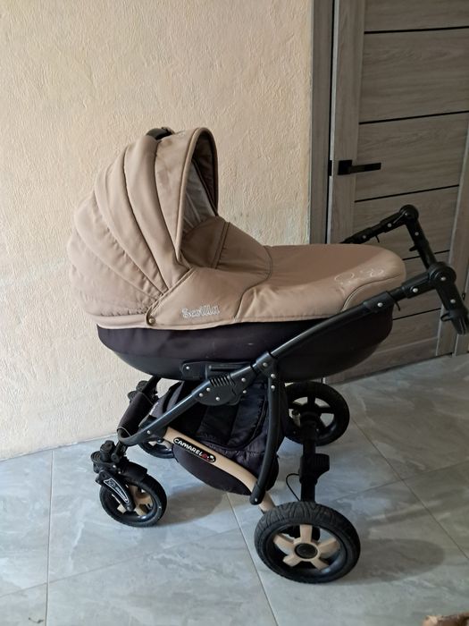 Продам коляску  Camarelo