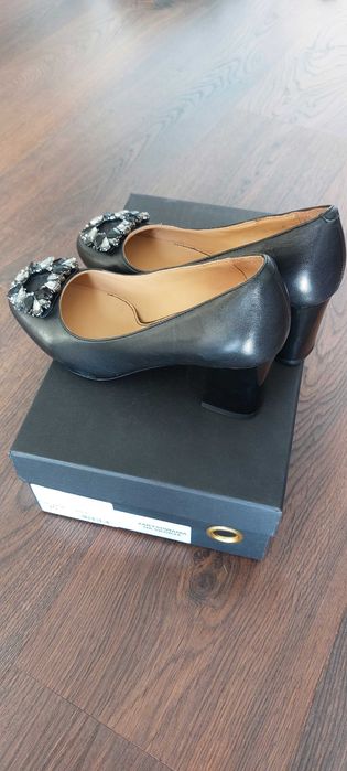 Czółenka szpili kazar