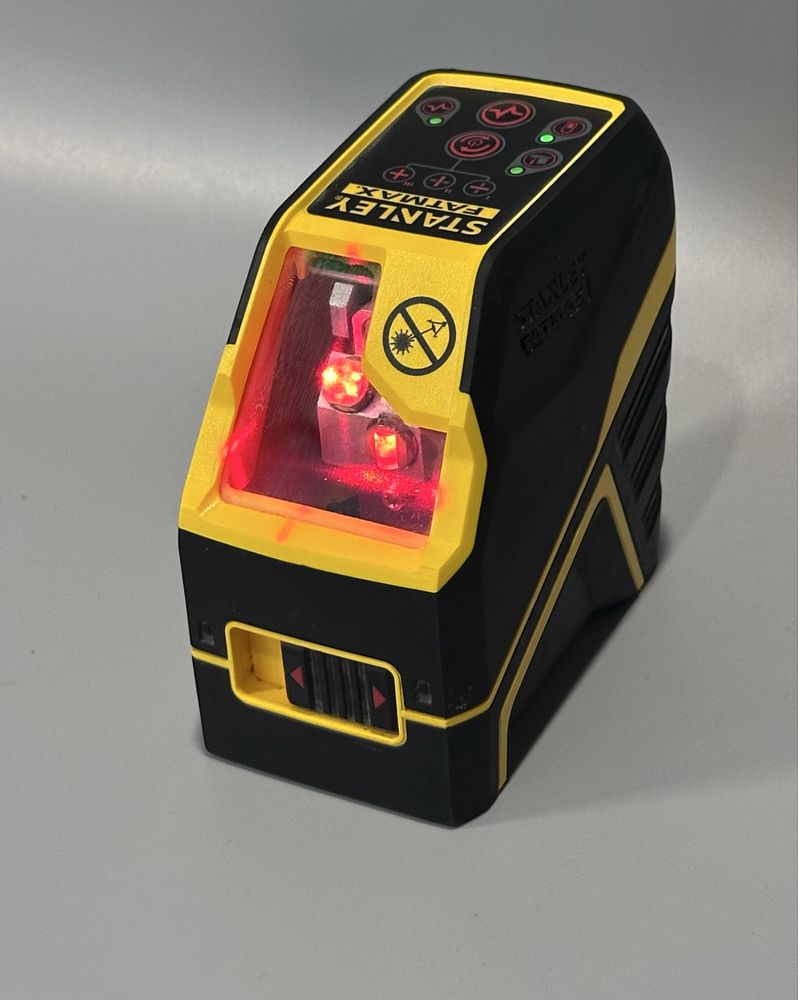 Stanley Laser krzyżowy Czerwony FMHT77585 Idealny stan Polecam