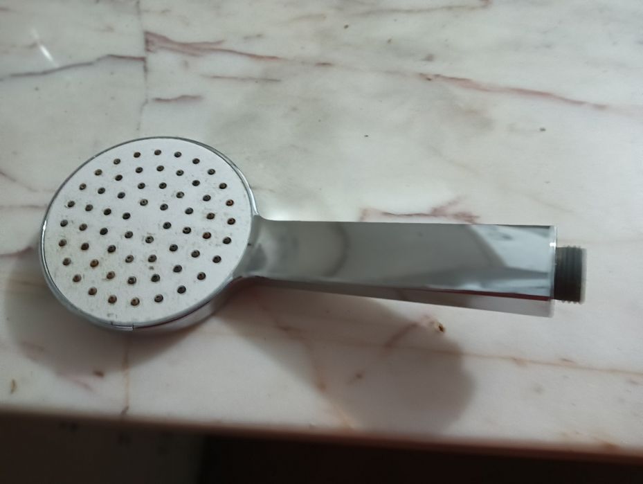 Chuveiro tipo telefone