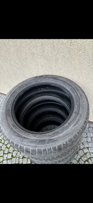 Opony zimowe 215/60 R17 Falken