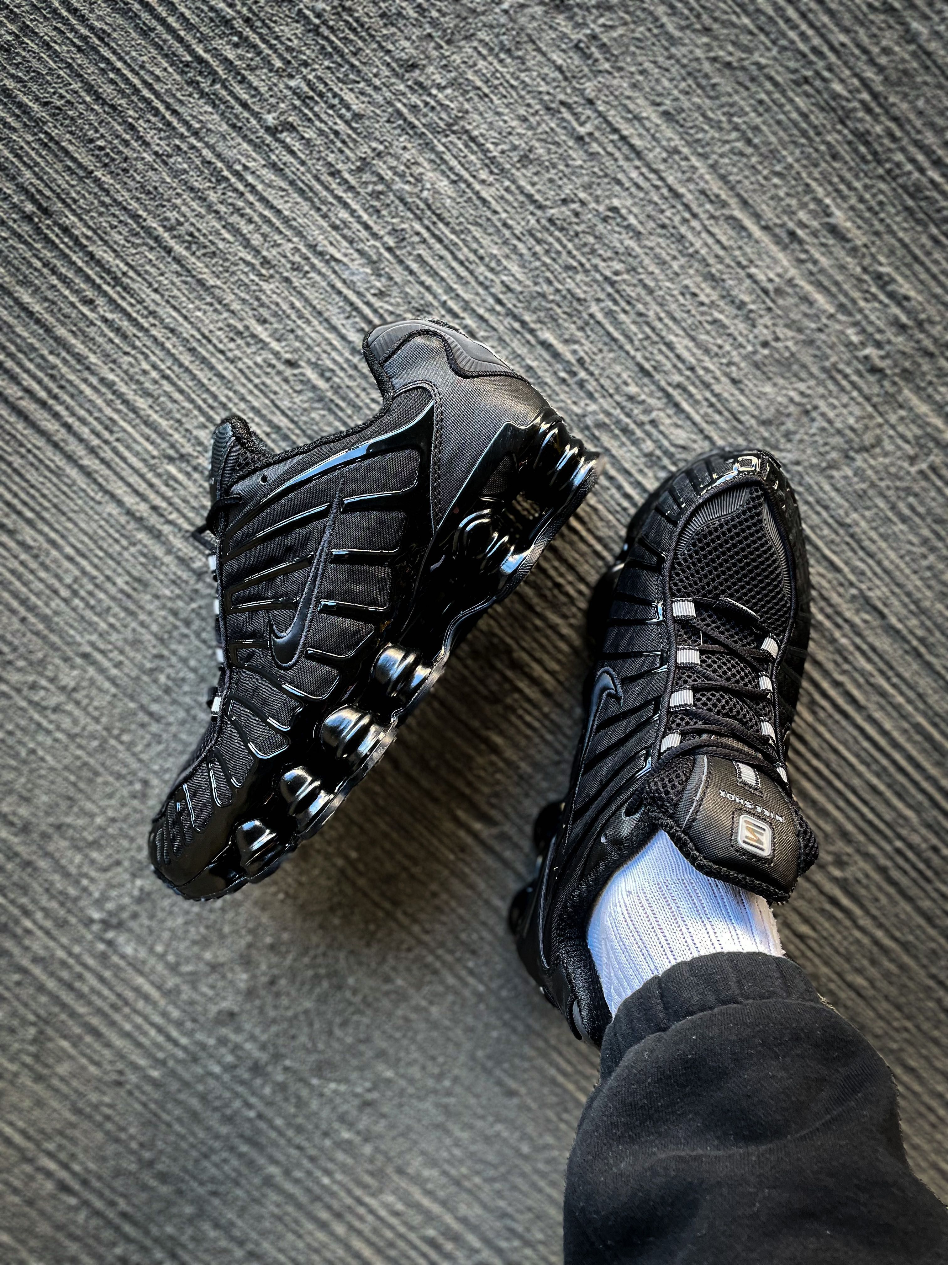 Мужские кроссовки Nike Shox TL 'Triple Black" Размеры 41-45