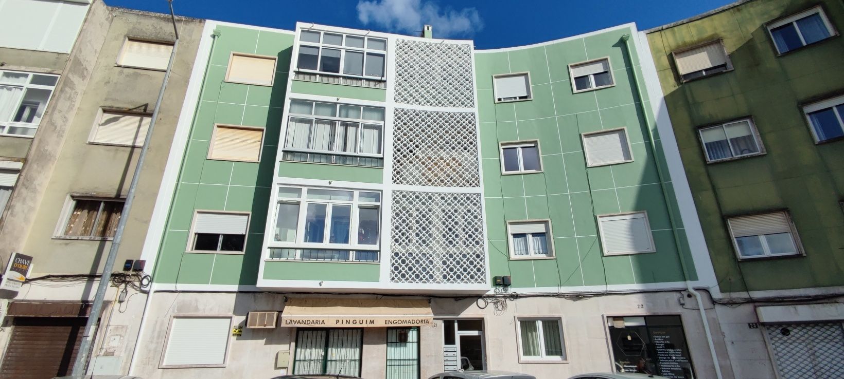 Vende-se Loja Queluz