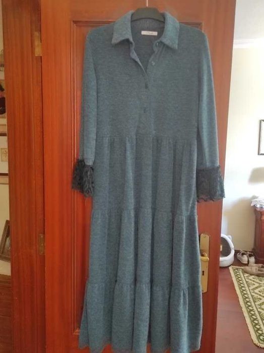 Vendo 2 vestidos lindos.