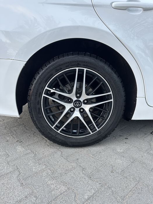 Toyota camry 70 2018