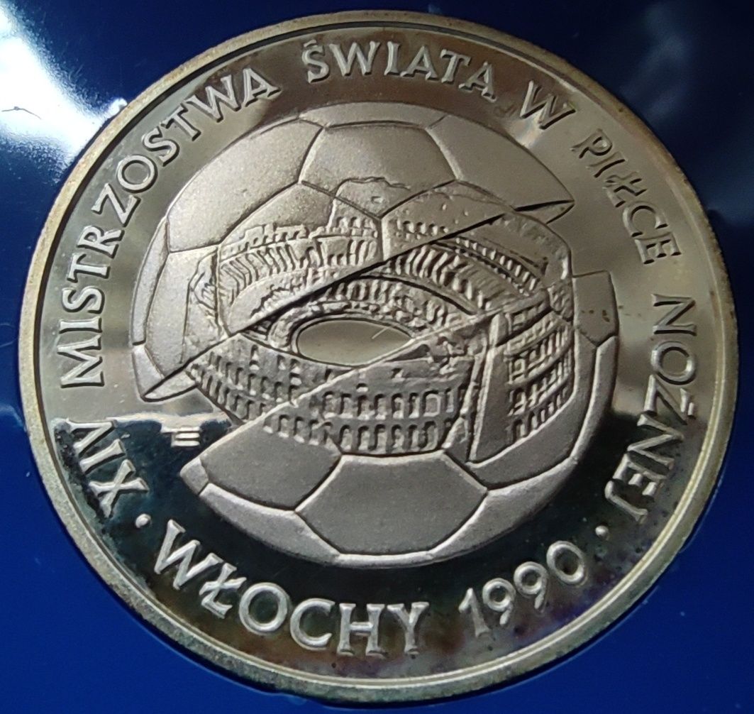 500 zł 1988 XIV MŚ w piłce nożnej Włochy 1990.