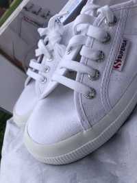 Trampki Superga