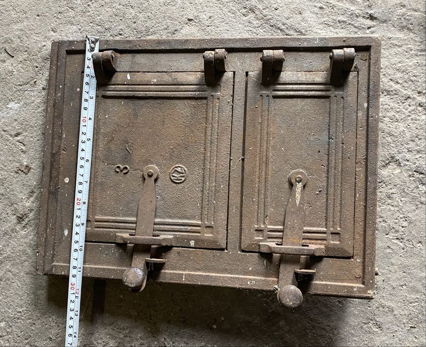 Drzwiczki zeliwne nowe do pieca/wedzarni