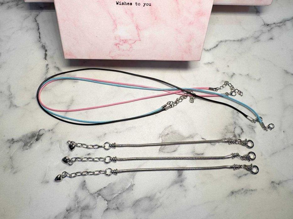 Чудовий подарунок - набір для створення прикрас. Подарункова коробка