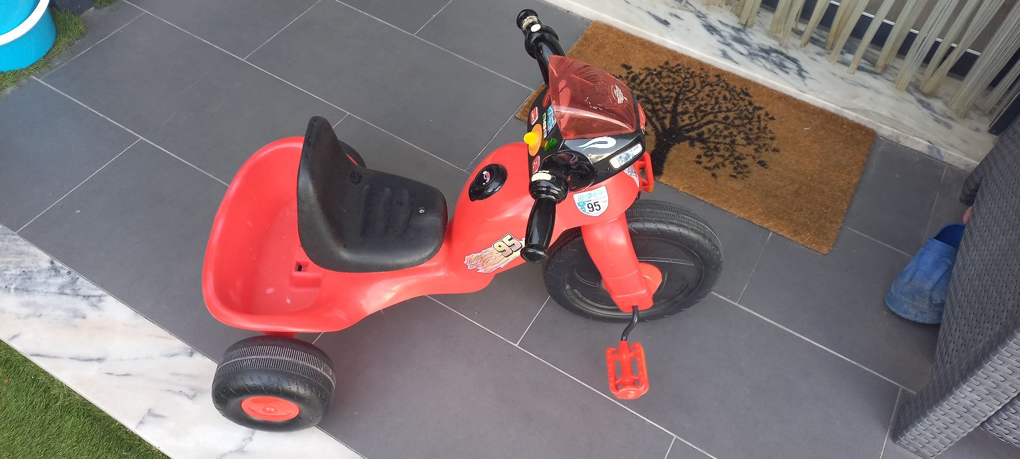 Triciclo Faisca Mcqueen