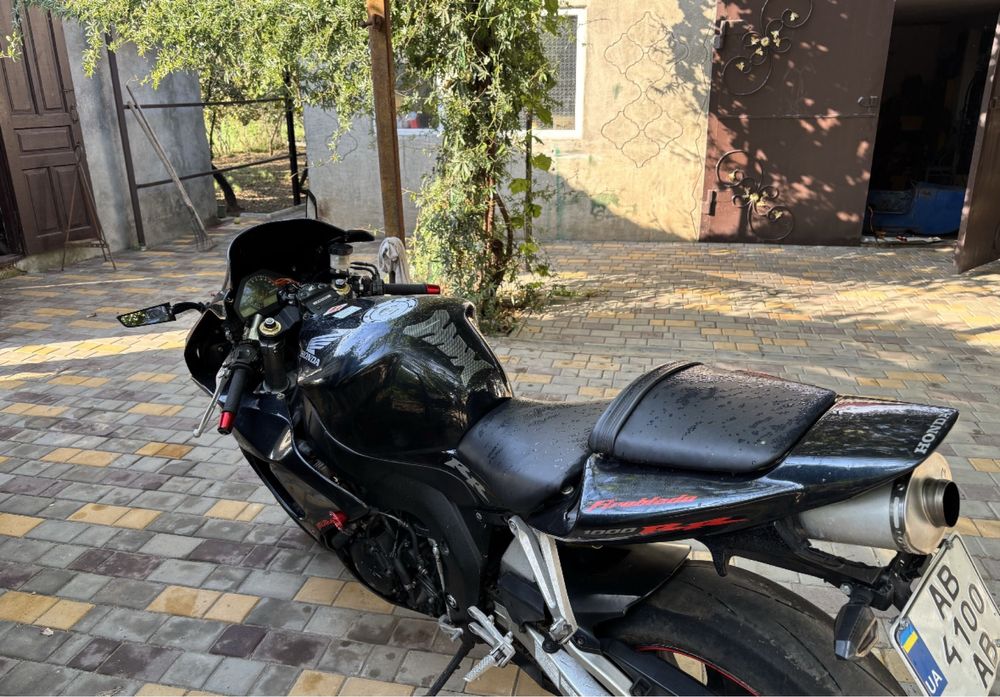 Разбор cbr 1000rr 06-07