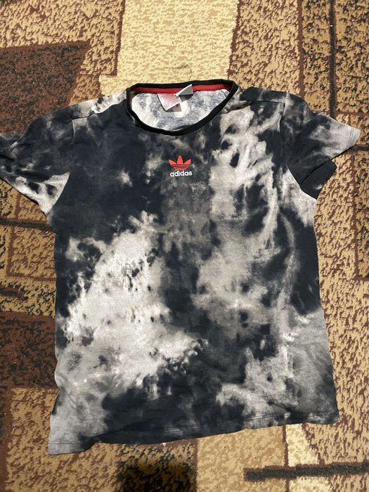 Футболка adidas