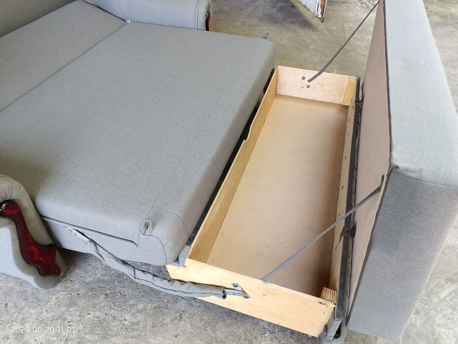 Продам диван, ліжко,