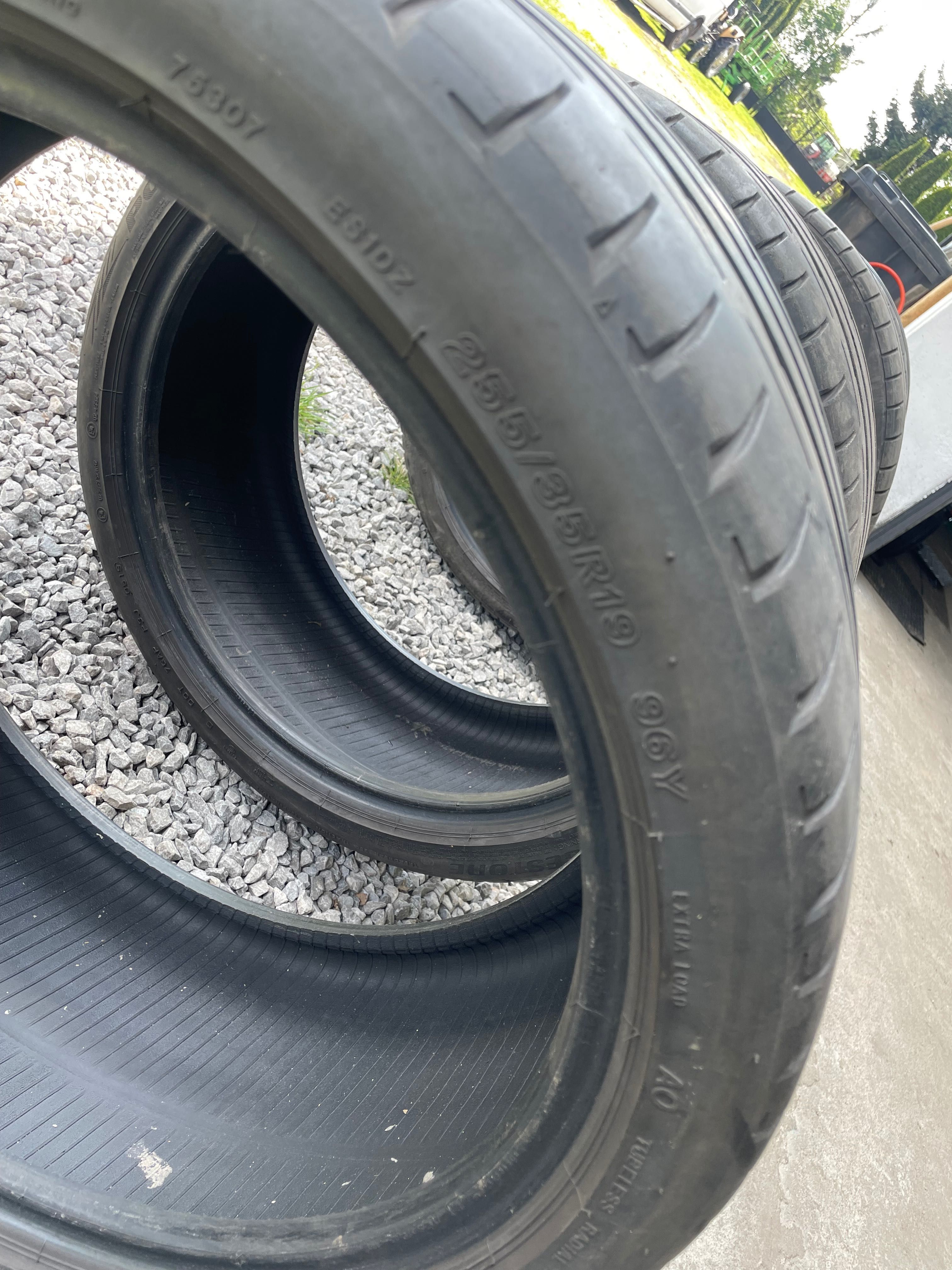 Komplet opon Bridgestone Potenza S001 255/35 R19 Dot 2019 rok