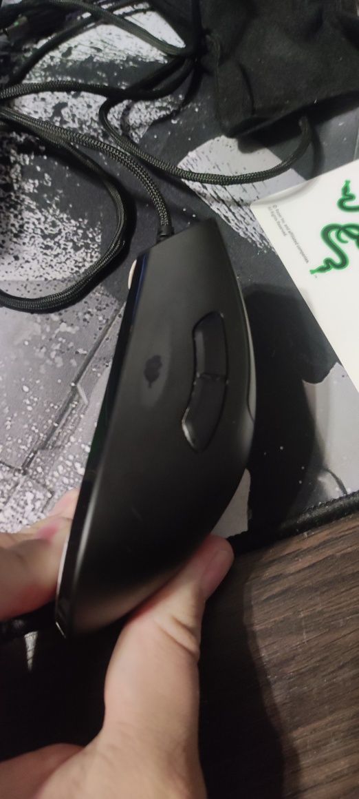 Продам свою мышку, игровую, проводную Razer Deathadder v3