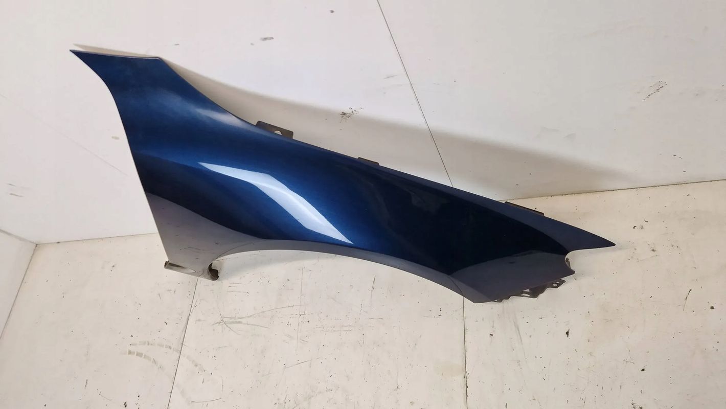 Błotnik Prawy Przedni Przód Saab 9-5/95 Ng Kolor 320