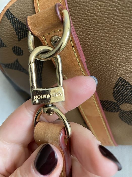 Mala e carteira em bom estado