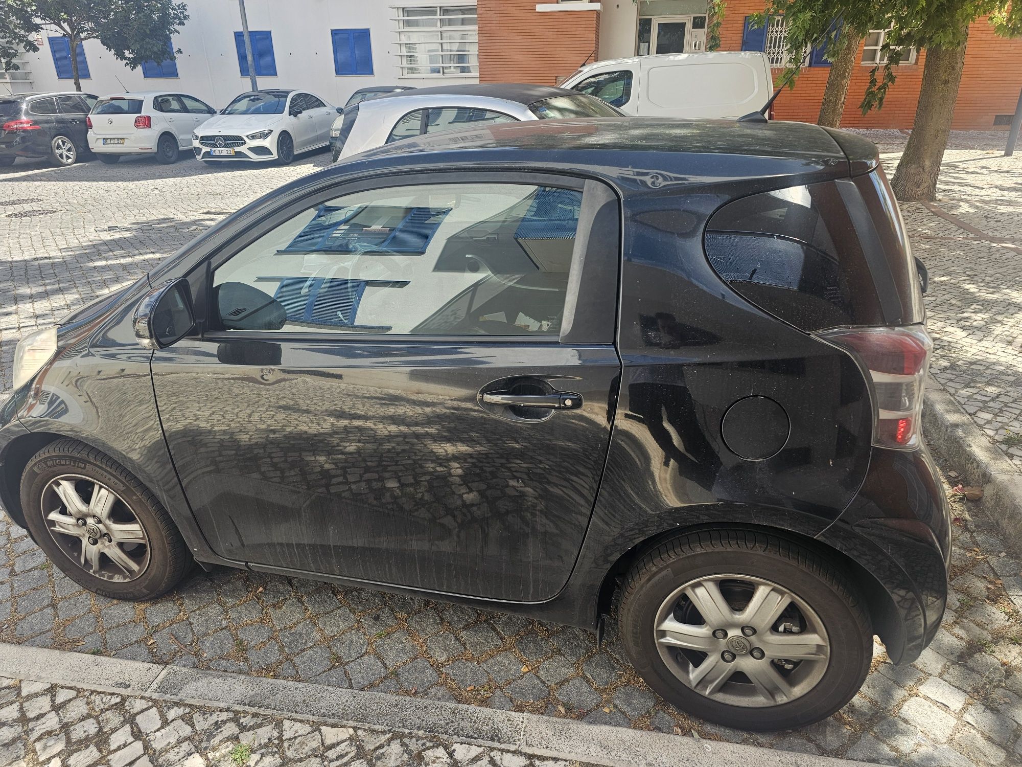 Toyota IQ 1.4 D 90 cv