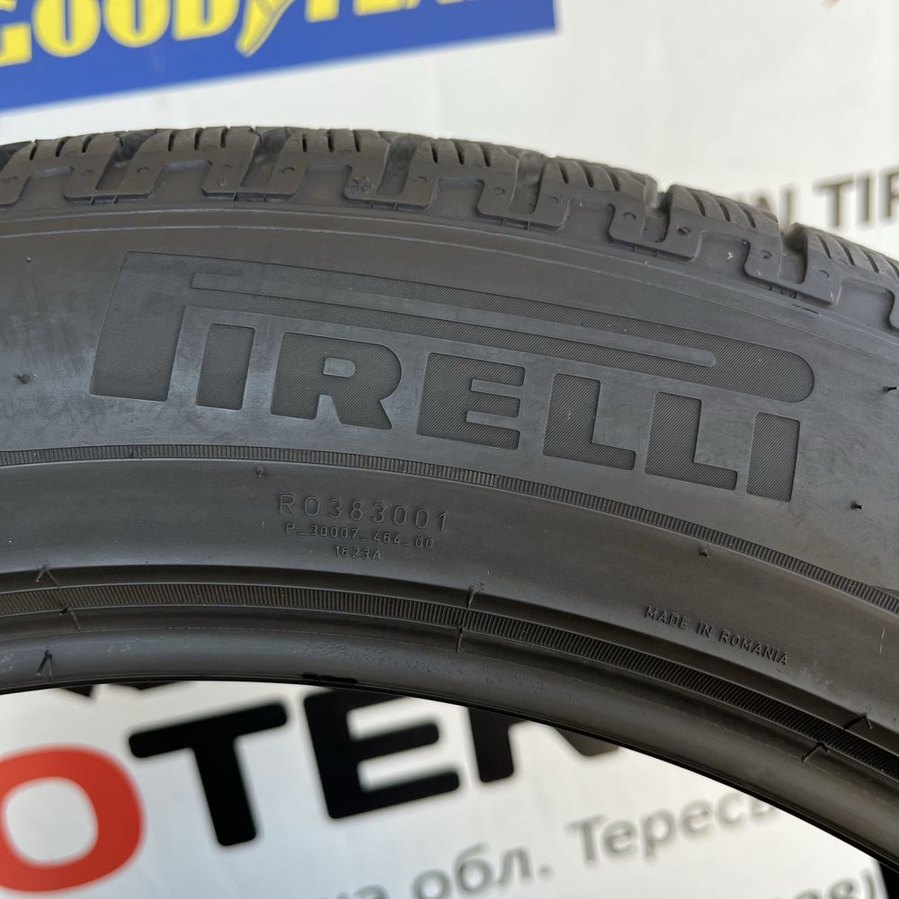 Хороший практично новий комплект різношироких зимніх шин pirelli