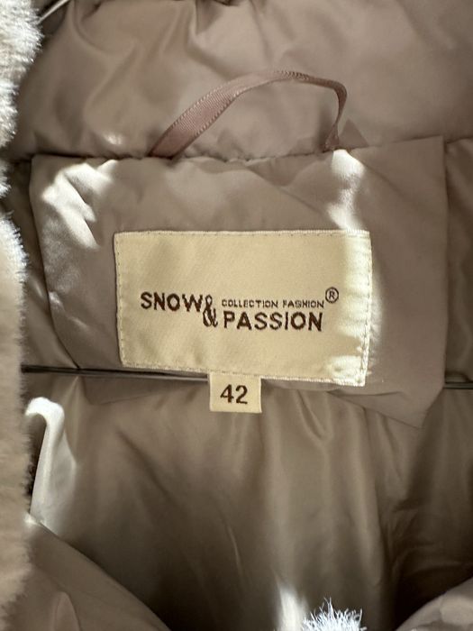 Жіноча куртка