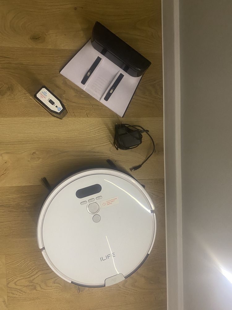 Robot Odkurzacz ILIFE V8 PLUS (uszkodzona bateria)