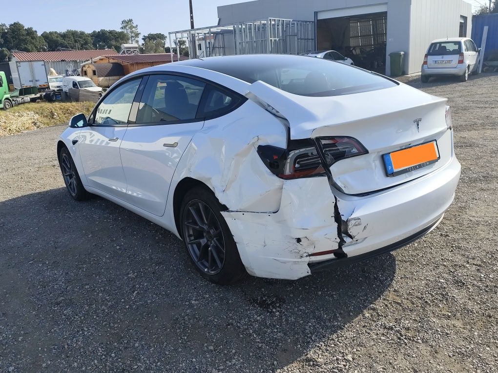 Tesla Modelo 3 single motor 2023