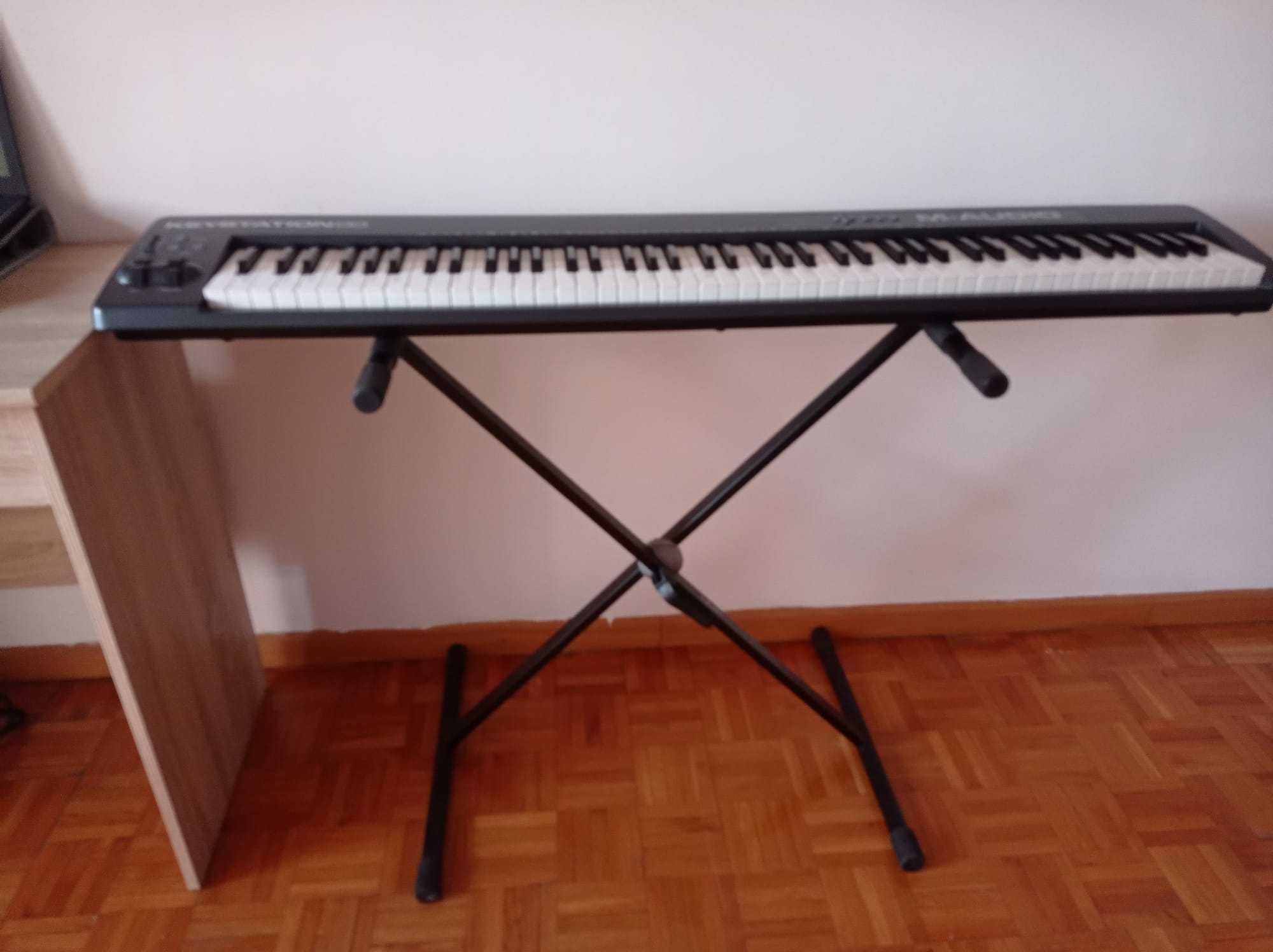 Piano midi - M-Audio MIDI com cabo usb