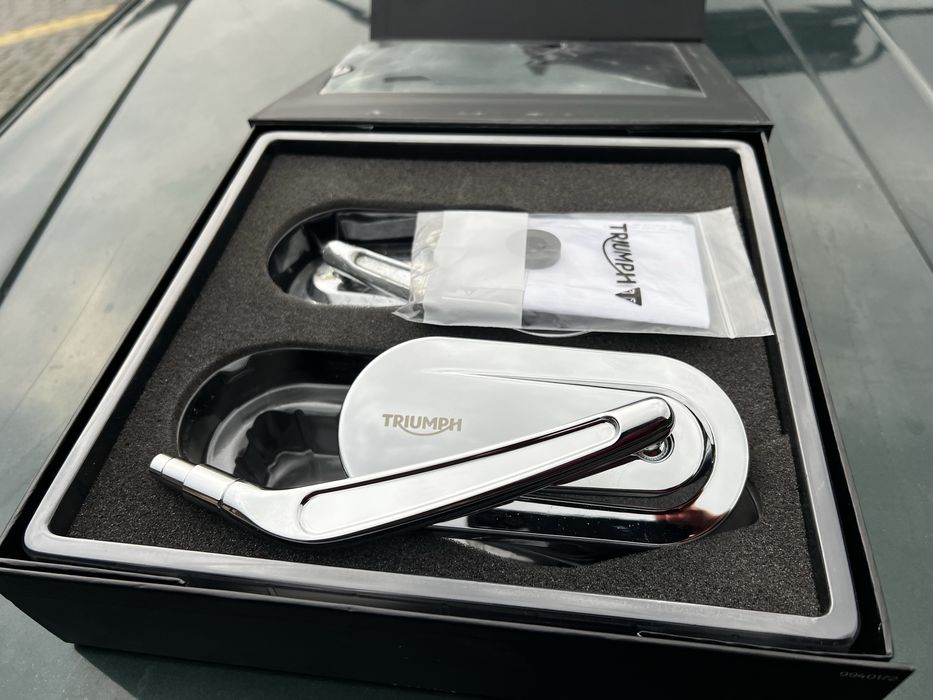 Lusterko Triumph Rocket Touring 3