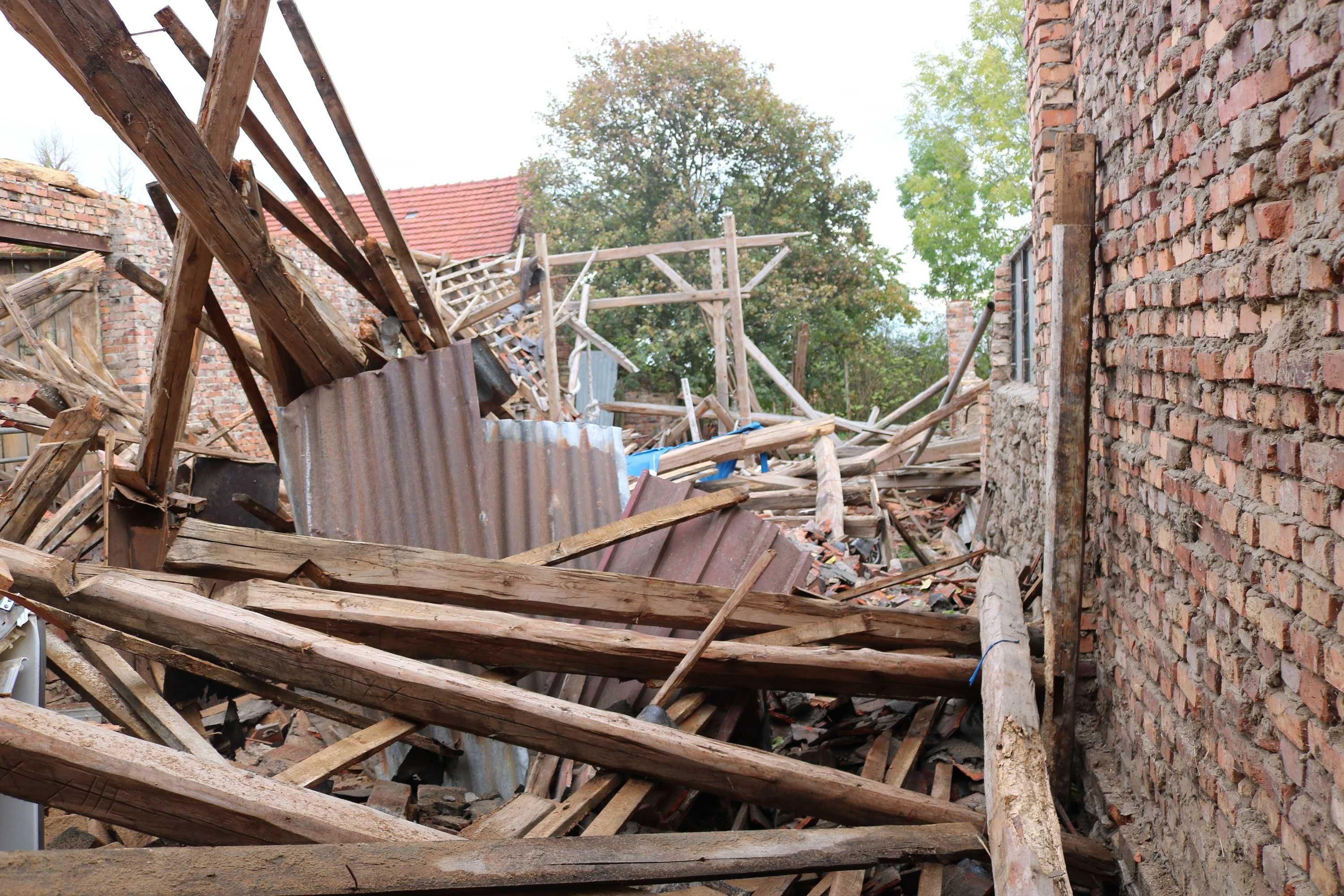 Rozbiórki budynków, wyburzenia, wywóz gruzu,