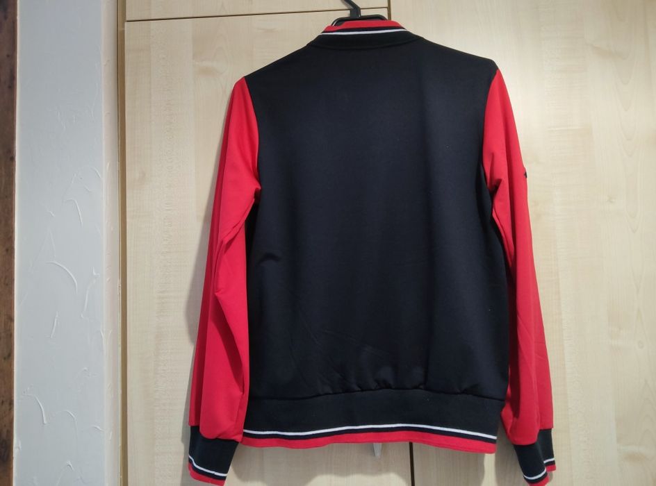 Dres sportowy rozmiar M