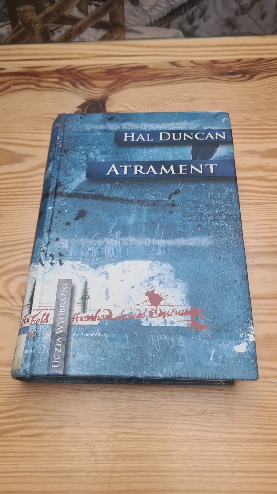 Atrament Hal Duncan. Uczta wyobraźni