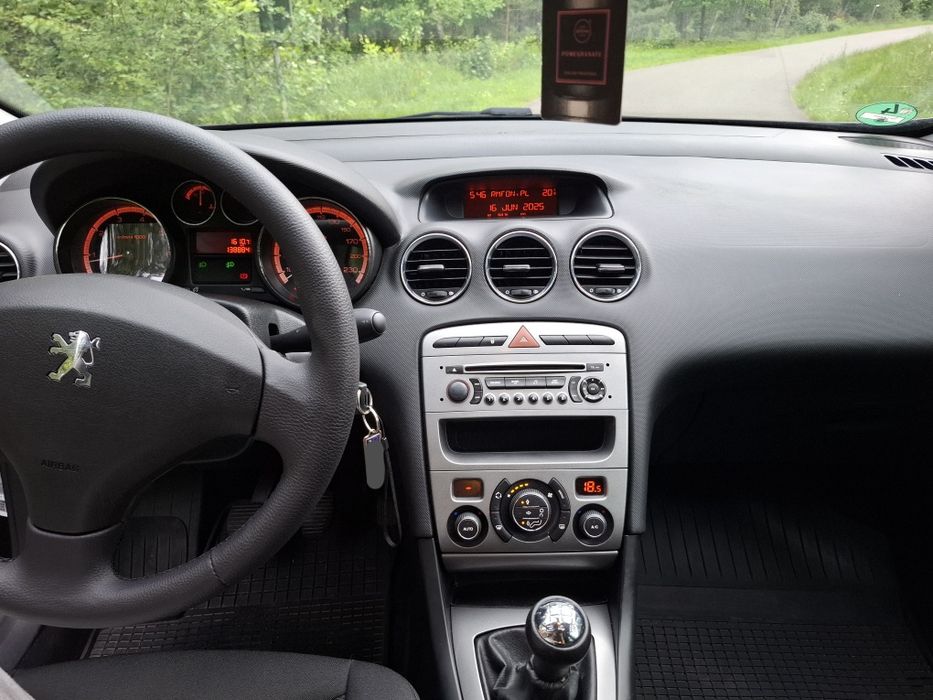 Peugeot 308 1.4 benzyna