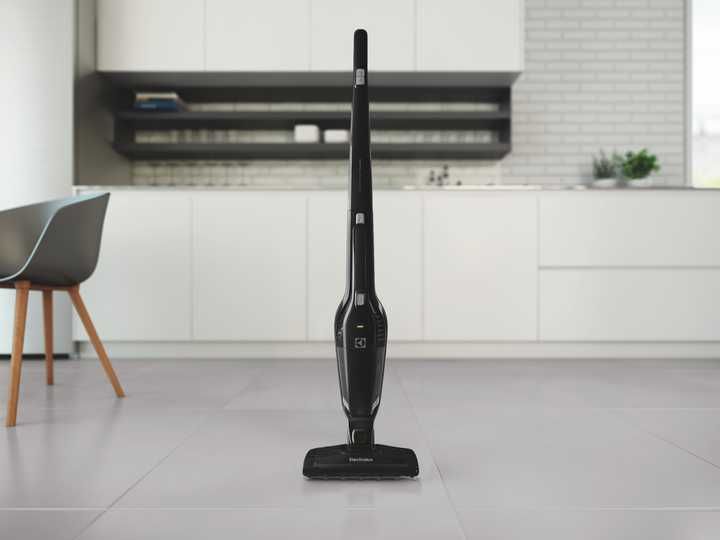 Акумуляторний пилосос ELECTROLUX EERC70EB