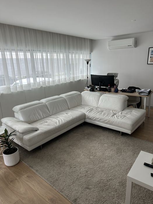 Sofá em L branco 6 lugares