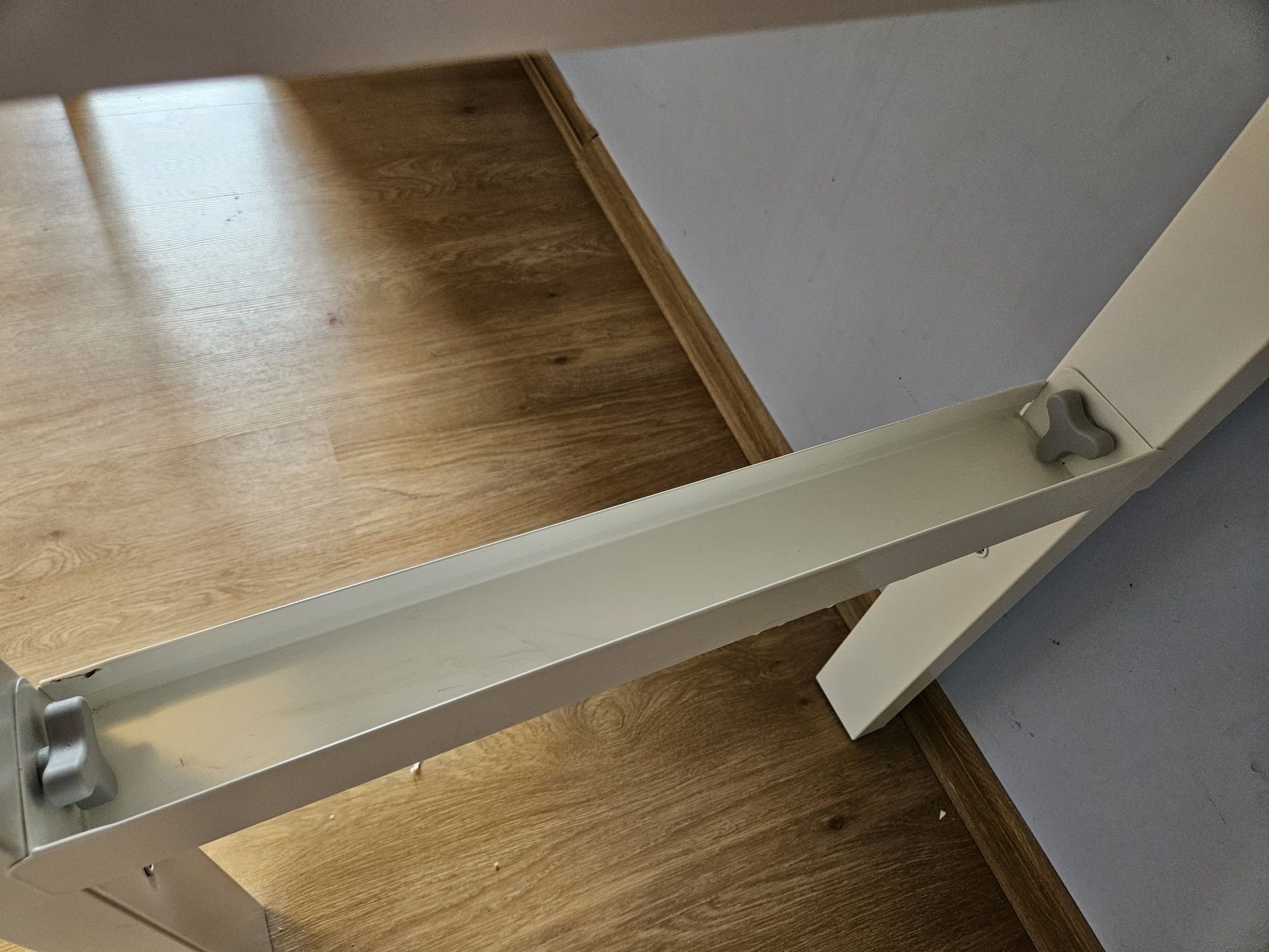 IKEA biurko dziecięce regulowane 128x58