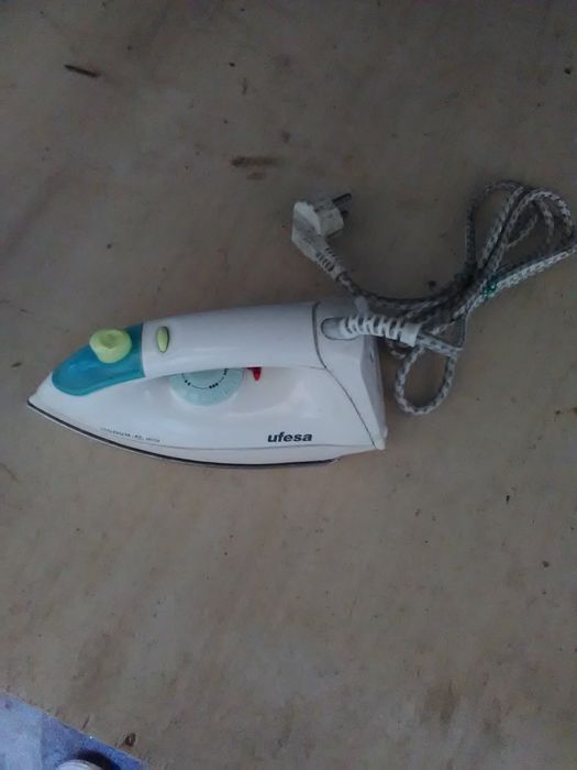 Ferro passar roupa Ufesa